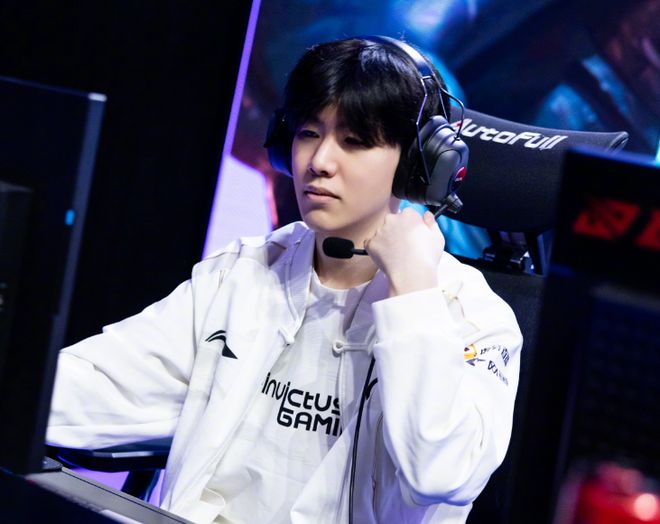 伊布名场面 伊布名场面